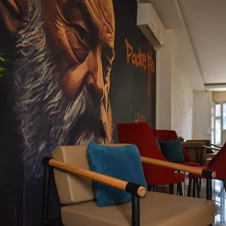 Boutique Phoenix Guest house 3*